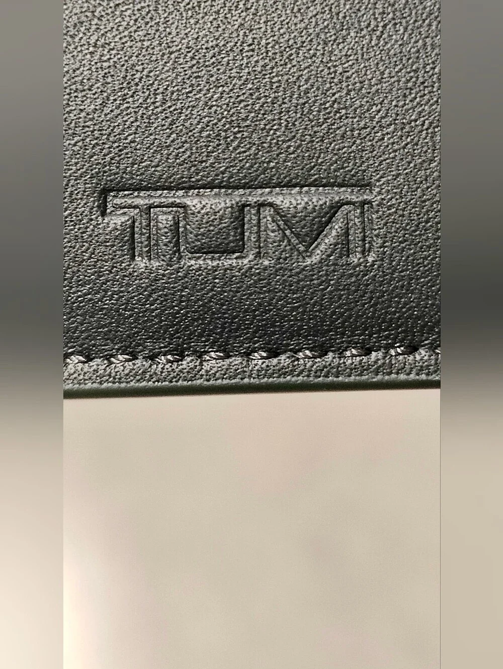 ✨ Tumi Nassau SLG Double Billfold (Deep Pine)